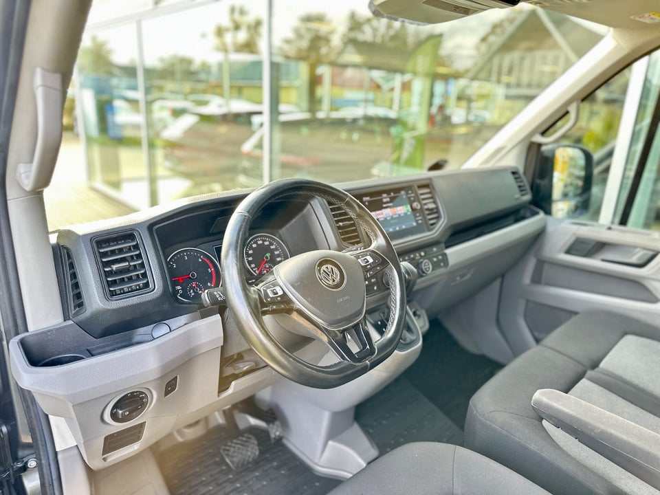 VW Crafter 35 2,0 TDi 177 Kassevogn L3H3 aut.