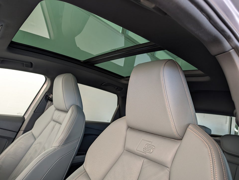 Audi Q4 e-tron 40 edition one 5d