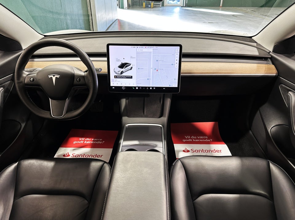 Tesla Model 3 Standard Range+ RWD 4d