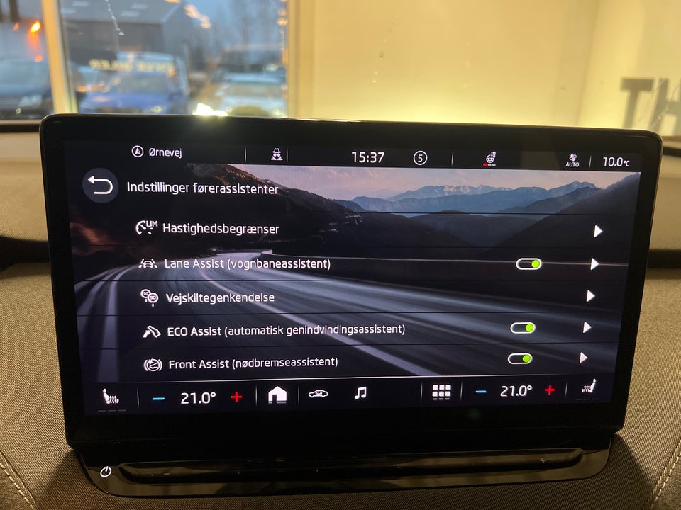 Skoda Enyaq 60 iV Loft 5d