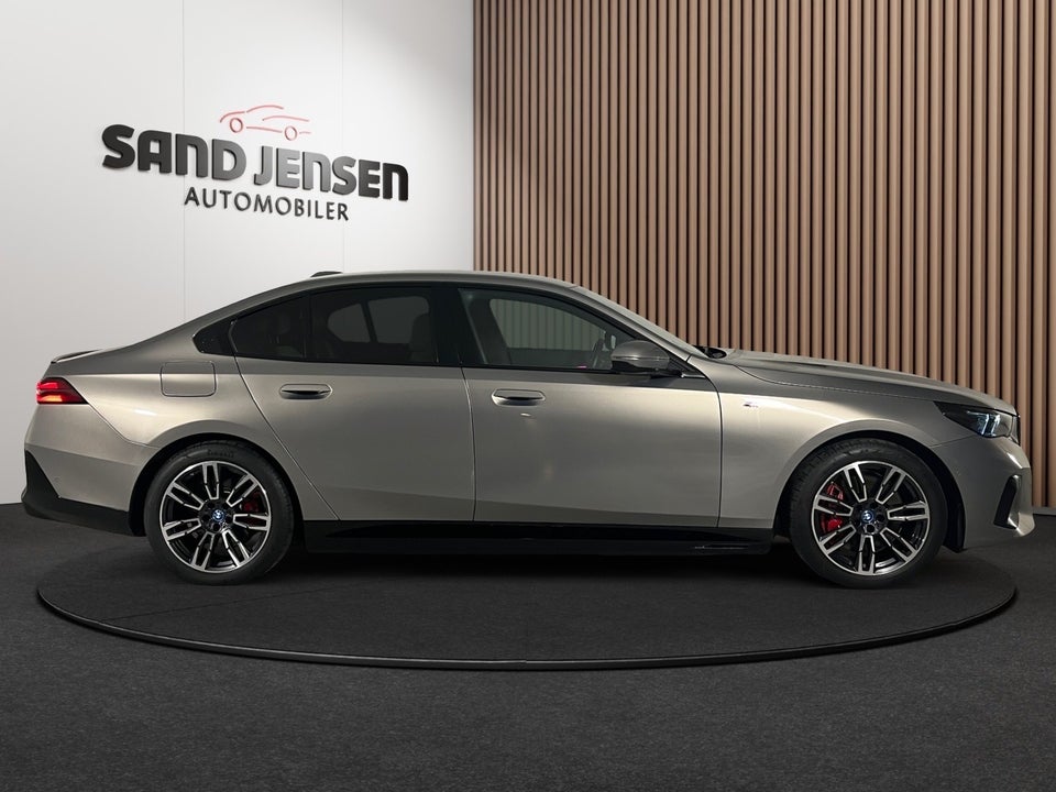 BMW i5 eDrive40 M-Sport Pro 4d