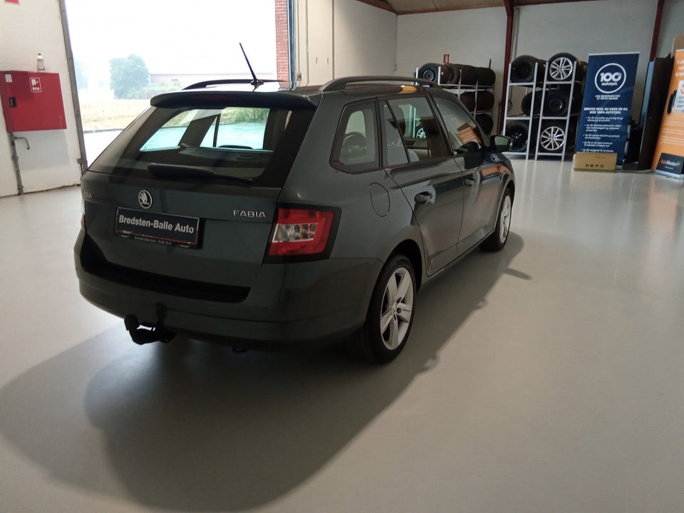Skoda Fabia 1,0 TSi 110 Style Tour Combi DSG 5d