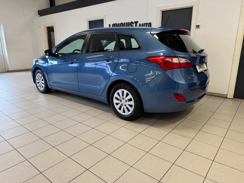 Hyundai i30 1,6 CRDi 110 Active CW 5d