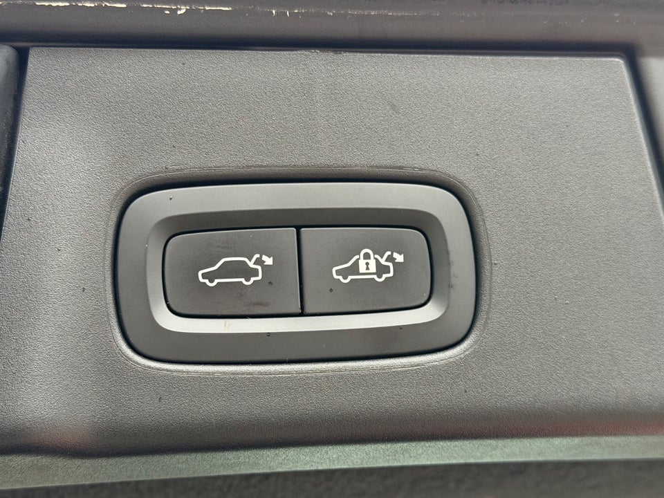 Volvo V90 2,0 D4 190 Momentum aut. 5d