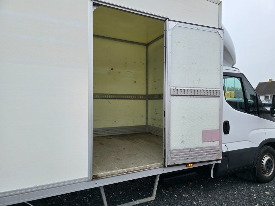 Iveco Daily 3,0 35S18 Alukasse m/lift AG8