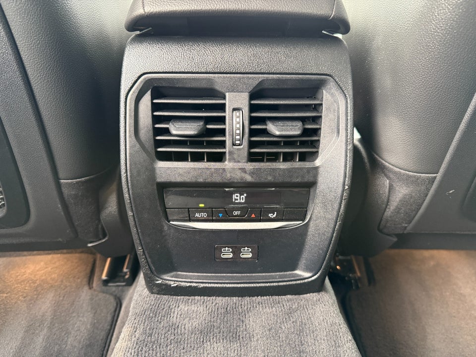 BMW 330e 2,0 Touring Sport Line aut. 5d