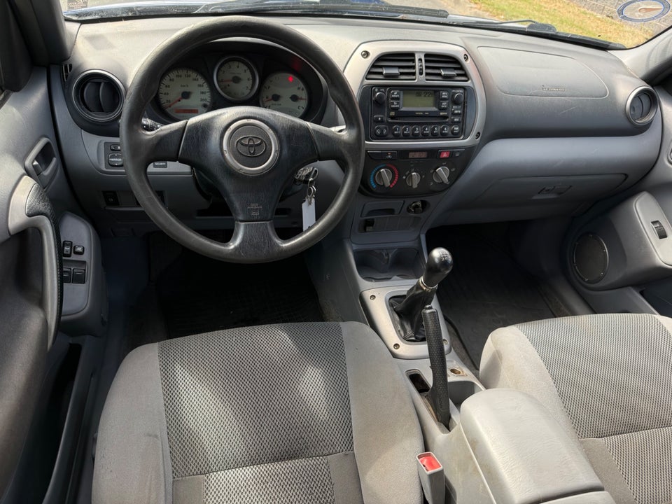 Toyota RAV4 2,0 D-4D 4x4 Van 5d