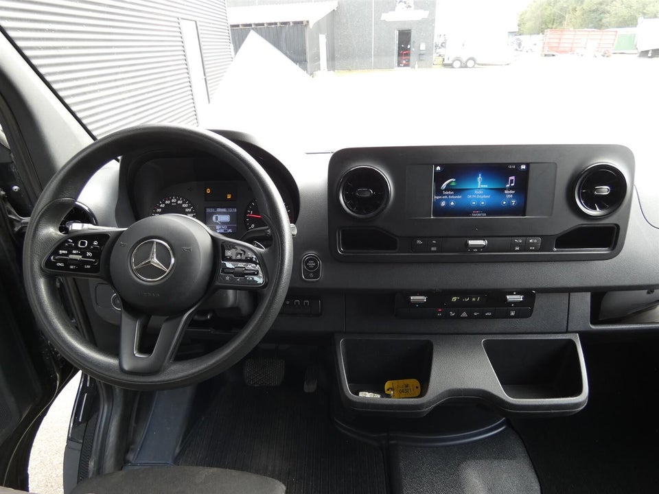 Mercedes Sprinter 317 2,0 CDi A3 Chassis aut. RWD 2d