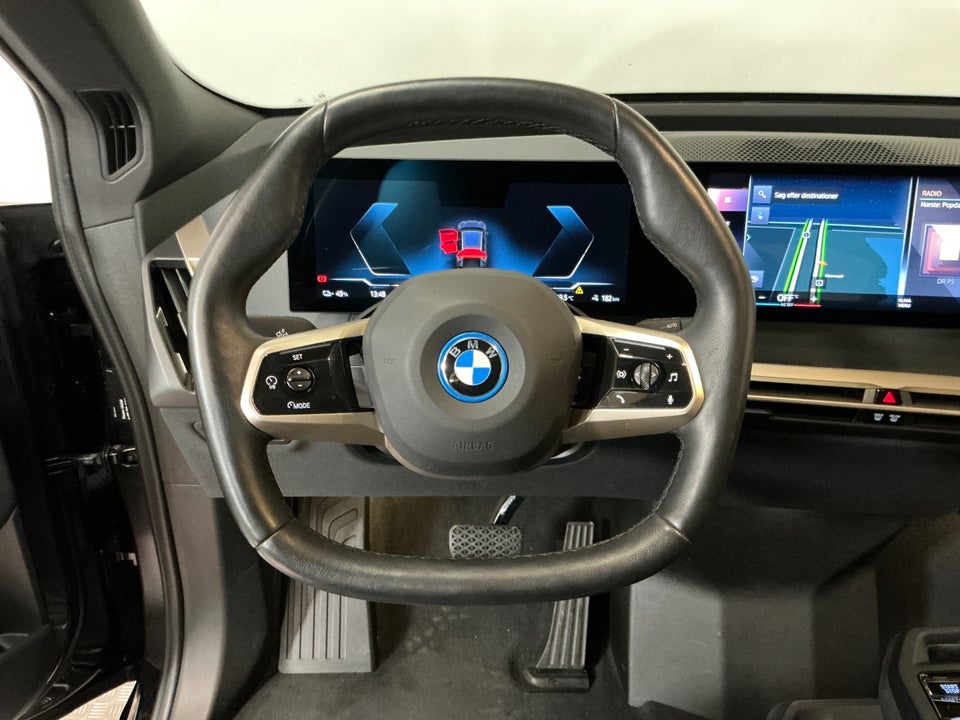 BMW iX xDrive40 Sport 5d