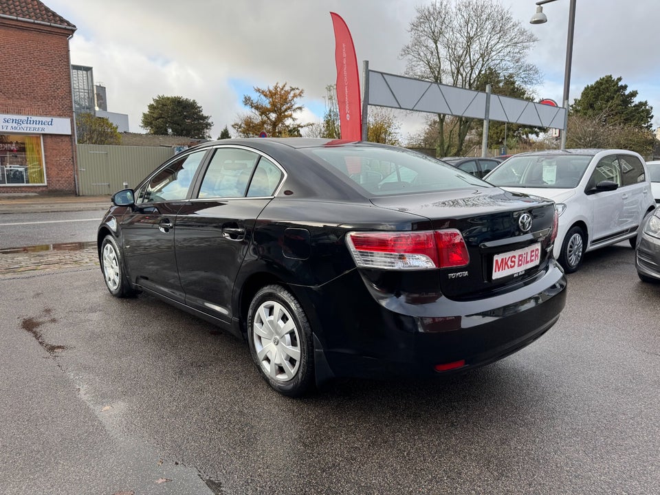 Toyota Avensis 1,6 VVT-i T1 4d