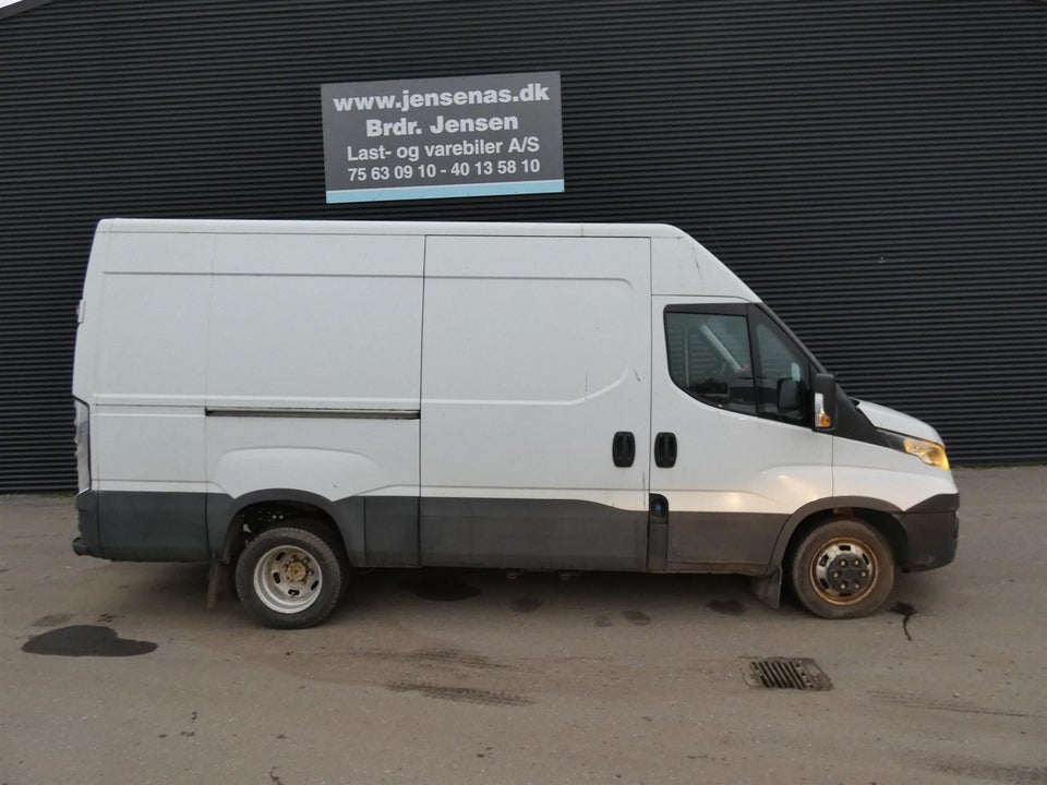 Iveco Daily 3,0 35C18 12m³ Van