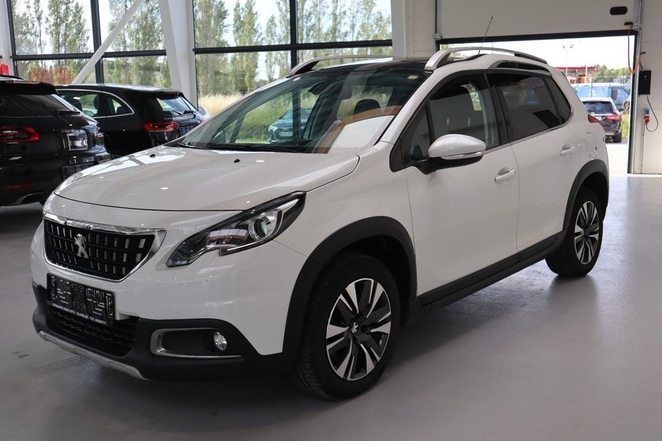 Peugeot 2008 1,6 BlueHDi 100 Allure Sky 5d