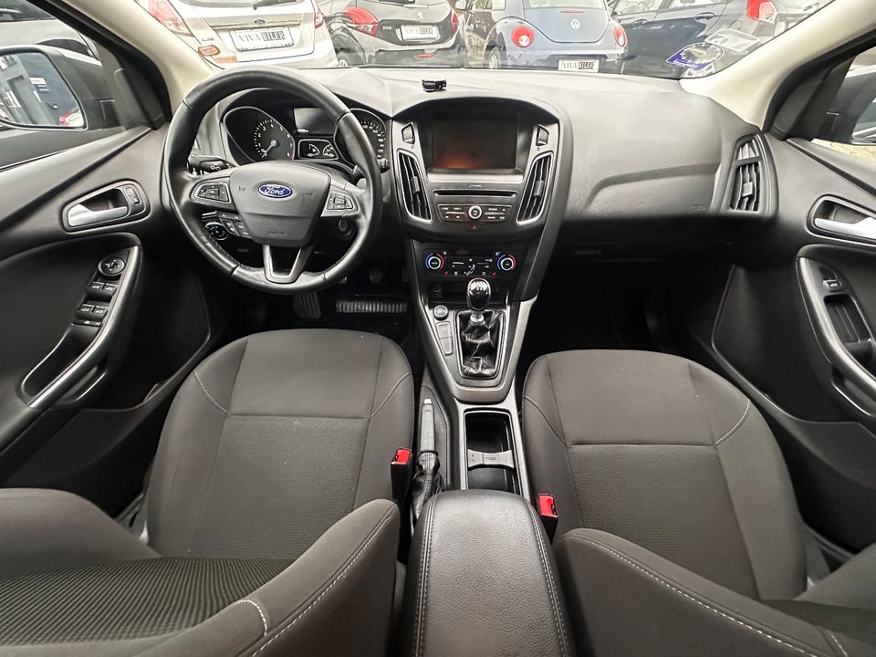 Ford Focus 1,0 SCTi 125 Business stc. 5d