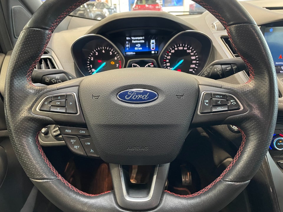 Ford Kuga 1,5 EcoBoost ST-Line 5d