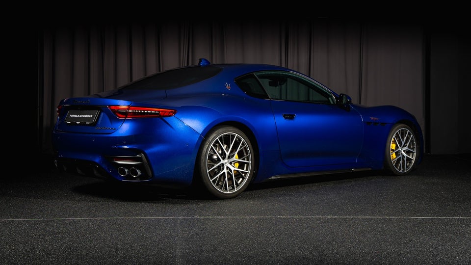 Maserati GranTurismo 3,0 V6 Trofeo aut. 2d