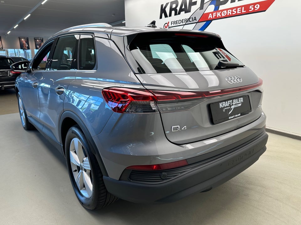 Audi Q4 e-tron 45 Progress 5d