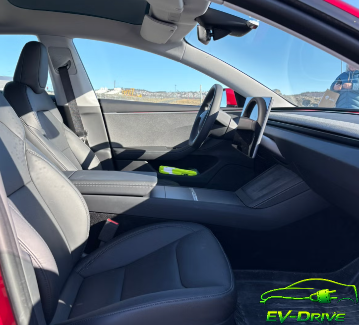 Tesla Model 3 RWD 4d