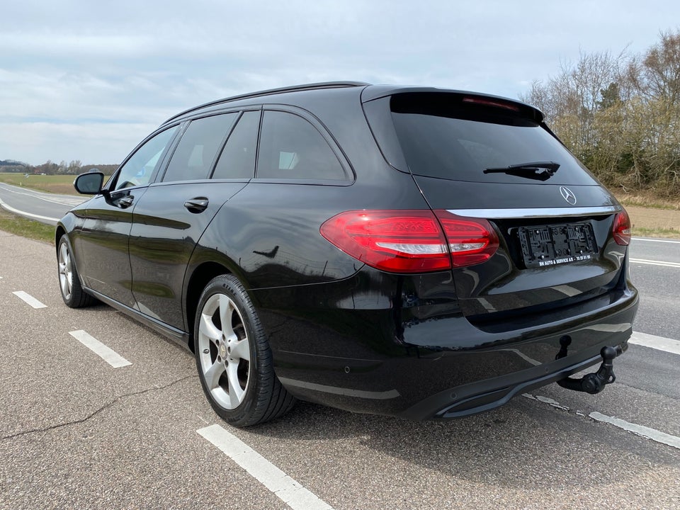 Mercedes C220 d 2,2 Avantgarde stc. aut. 5d