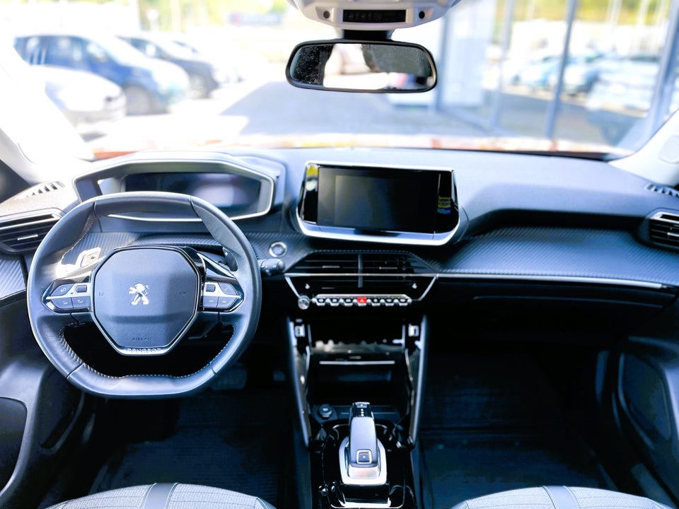 Peugeot 2008 1,2 PureTech 130 Active Limited EAT8 5d