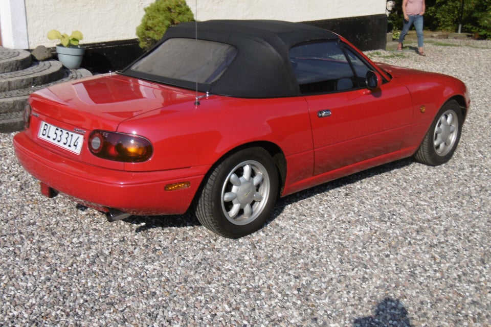 Mazda MX-5 1,6  2d