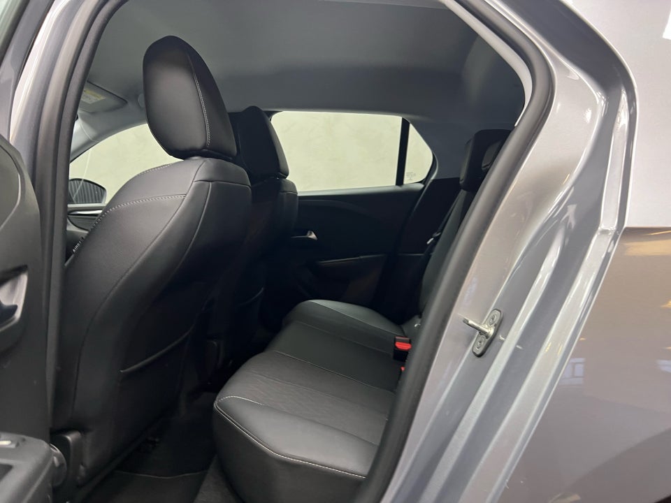 Opel Corsa 1,2 T 100 Elegance 5d