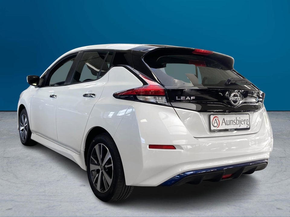 Nissan Leaf 40 Acenta 5d