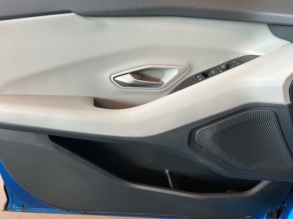 Ford Capri 77 Select Extended Range 5d