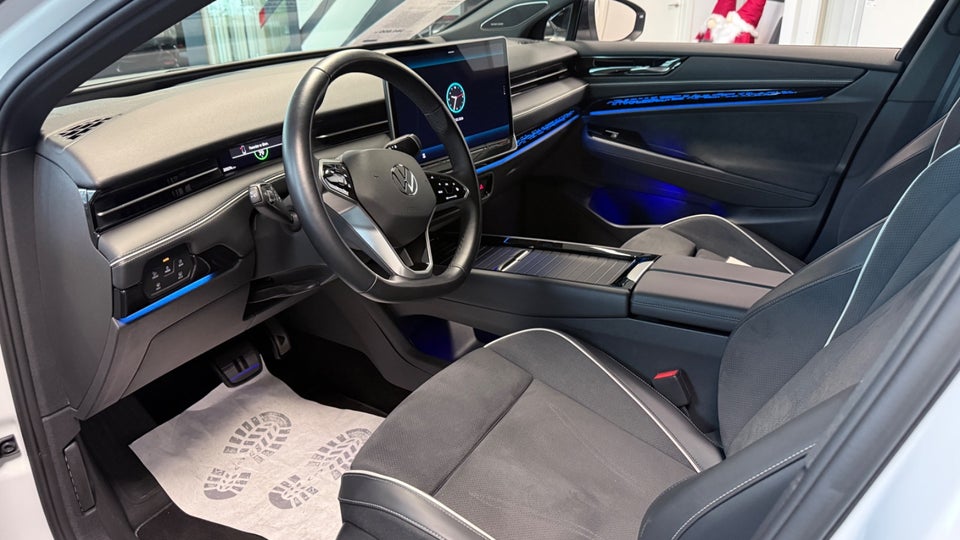 VW ID.7 77 Style+ Tourer 5d