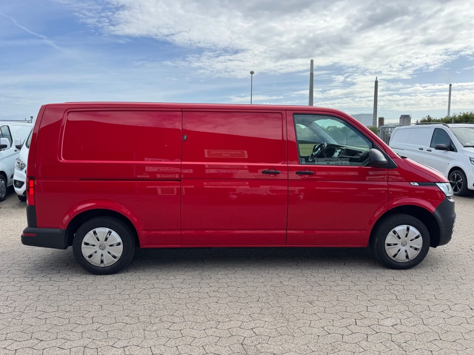 VW Transporter 2,0 TDi 150 Kassevogn DSG lang