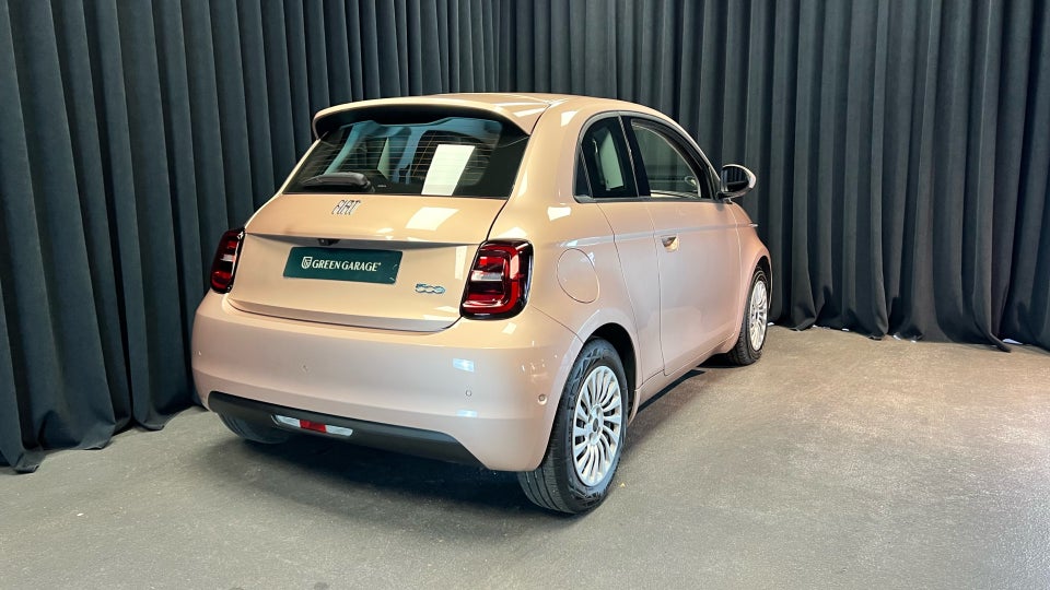 Fiat 500e 42 Icon 3+1 4d
