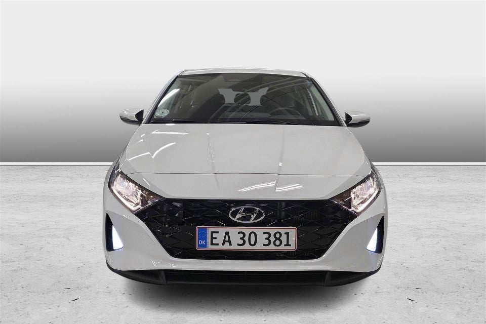 Hyundai i20 1,0 T-GDi Essential DCT 5d