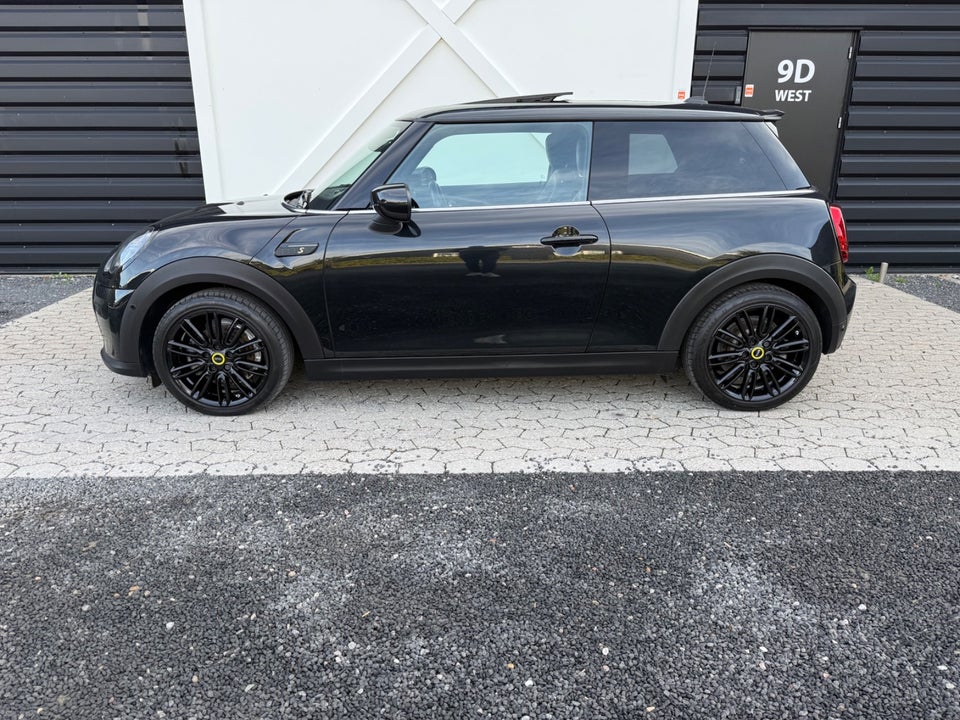 MINI Cooper SE Maximise 3d