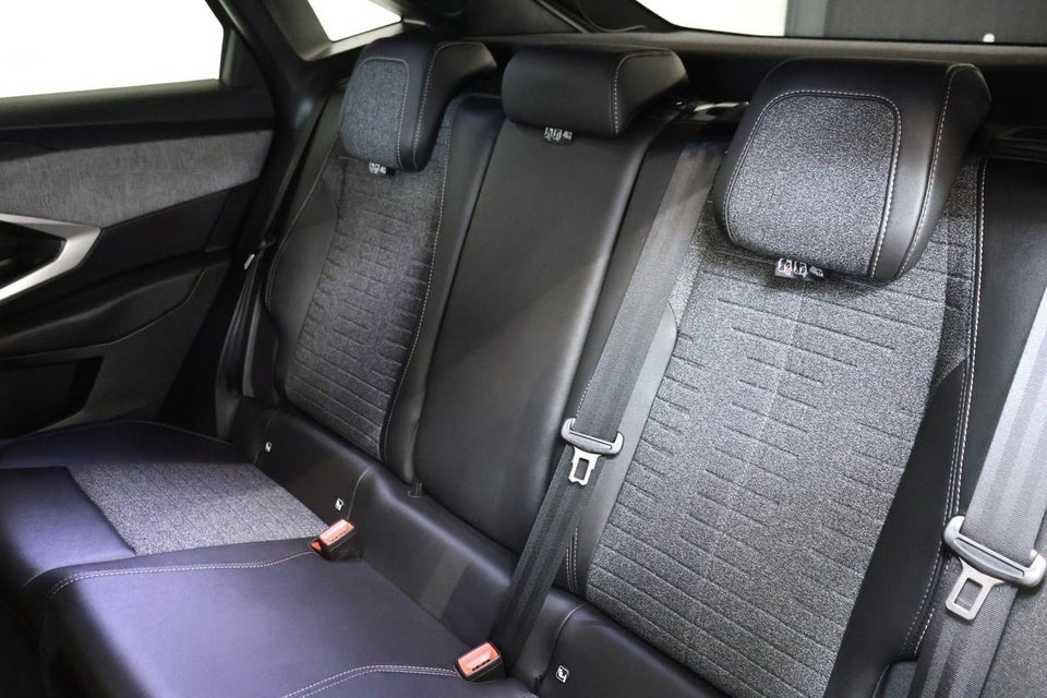 Peugeot e-3008 77 Allure 5d