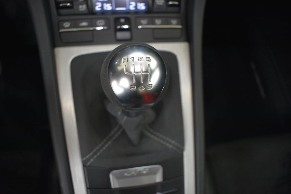 Porsche Cayman GT4 3,8  2d