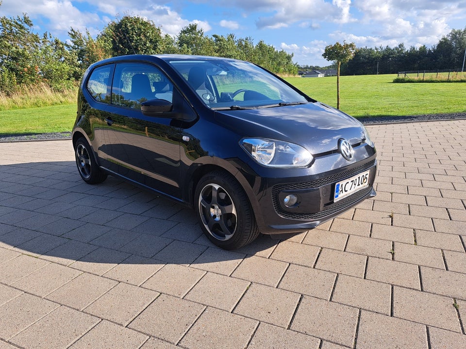 VW Up! 1,0 75 High Up! BMT 3d