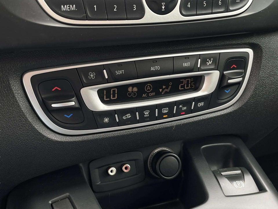 Renault Grand Scenic III 1,6 dCi 130 Dynamique 7prs 5d