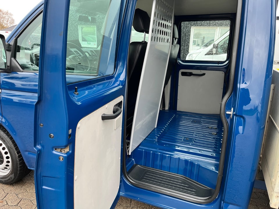 VW Transporter 2,0 TSi 150 Ladvogn lang 2d