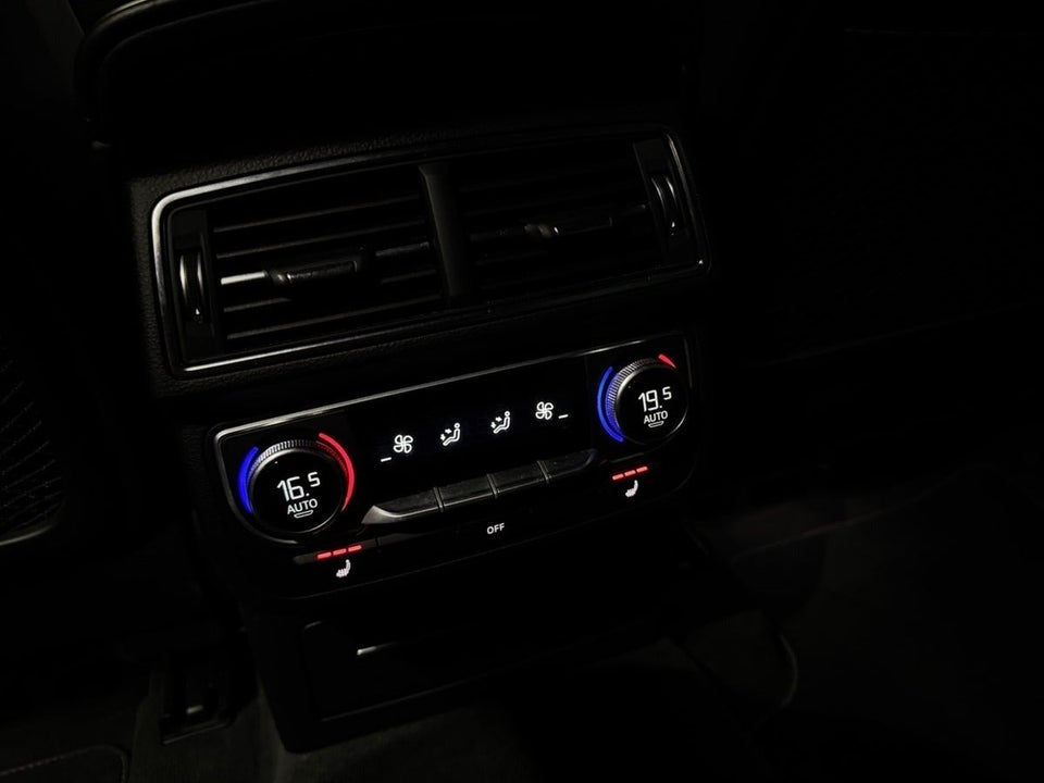 Audi Q7 3,0 TDi 272 S-line quattro Tiptr. 7prs 5d