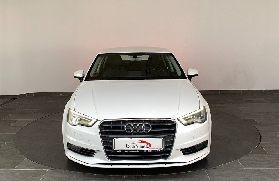 Audi A3 1,4 TFSi 150 Ambition 4d