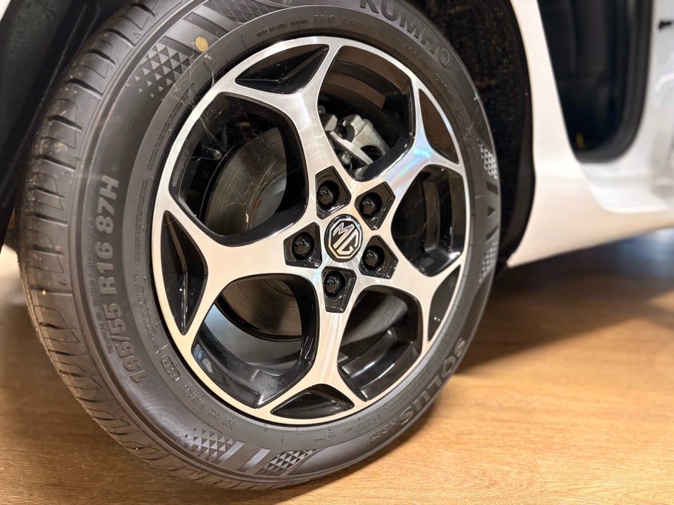 MG 3 1,5 Hybrid+ Luxury 5d