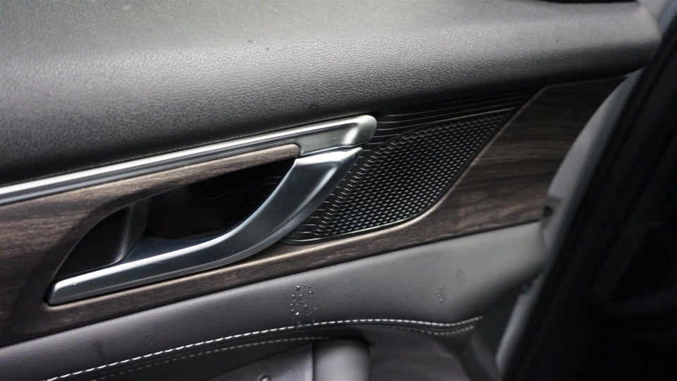 Navor E5 1,5 PHEV Rock 5d