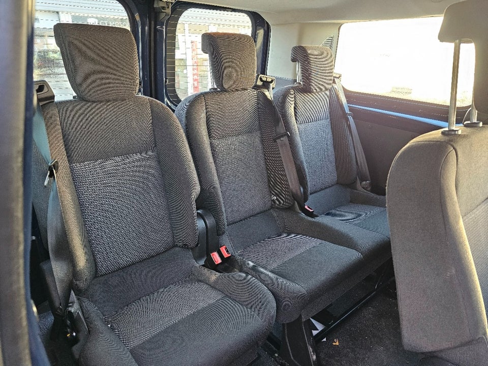 Ford Transit Custom Kombi 310L 2,2 TDCi 100 Ambiente 5d