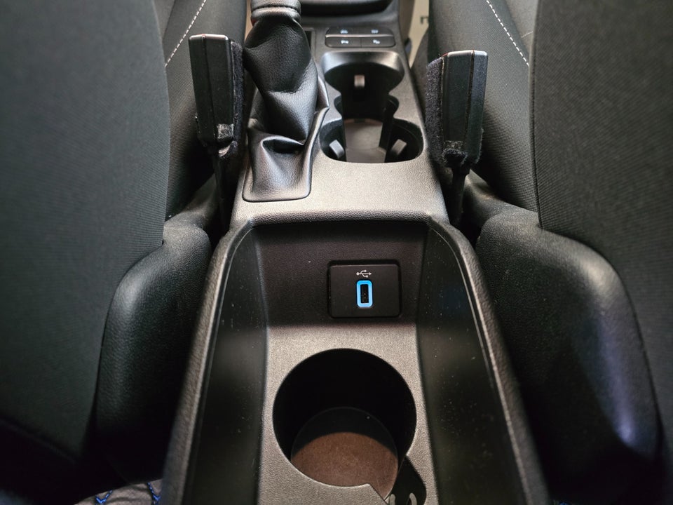 Ford Fiesta 1,1 Titanium 5d