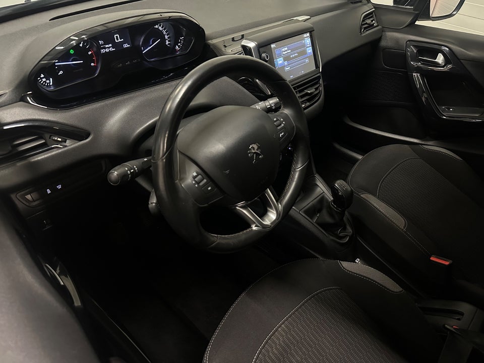 Peugeot 208 1,6 BlueHDi 100 Active 5d