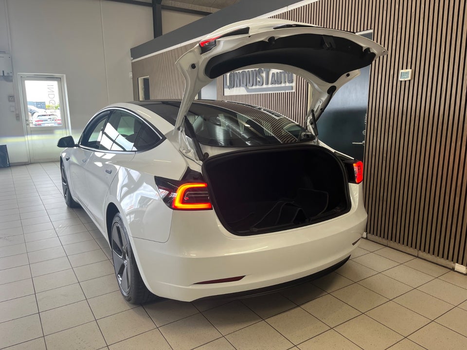 Tesla Model 3 Long Range AWD 4d