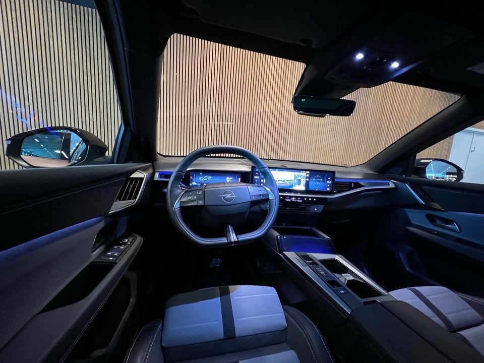 Opel Grandland-e 82 GS 5d