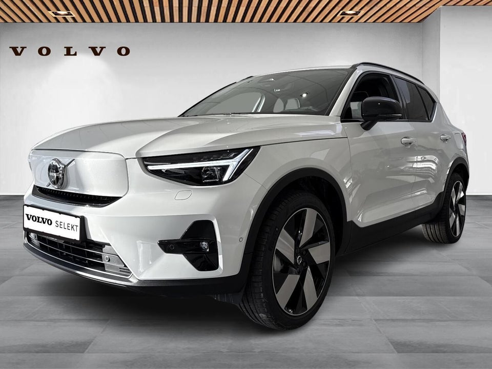 Volvo EX40 Extended Range Plus 5d