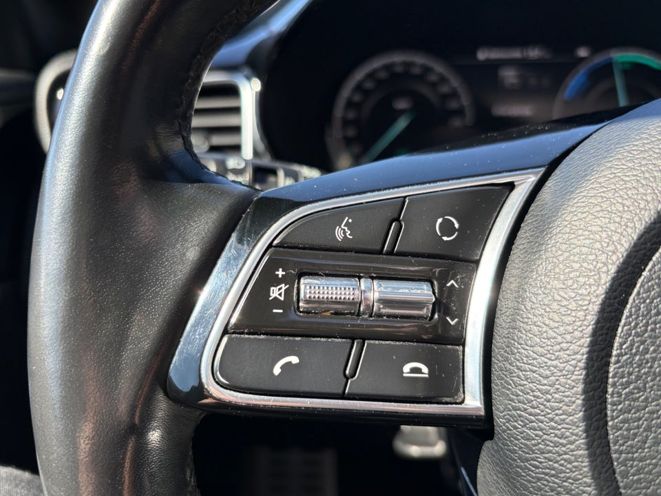 Kia Ceed 1,6 PHEV Upgrade SW DCT 5d