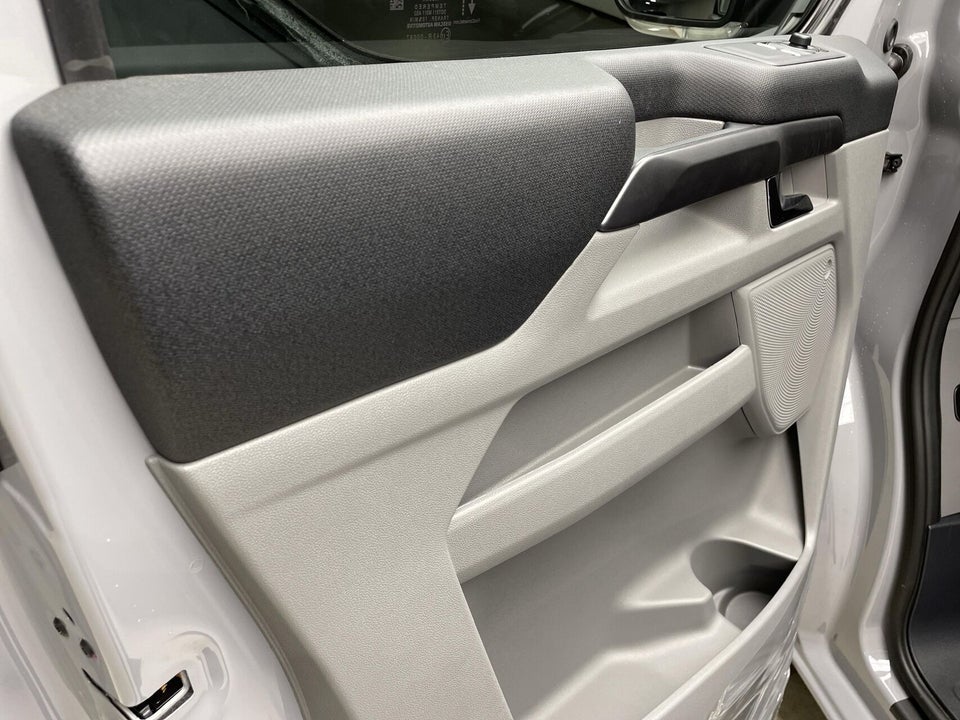 Ford E-Tourneo Custom 340L 64 Titanium X