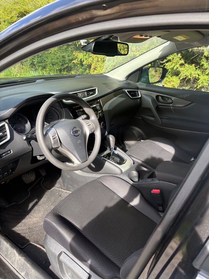Nissan Qashqai 1,6 Dig-T 163 Acenta 5d
